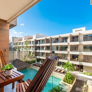**** Hotel By Ihg México