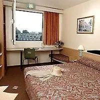 Ibis Hong Kong North Point Hotel